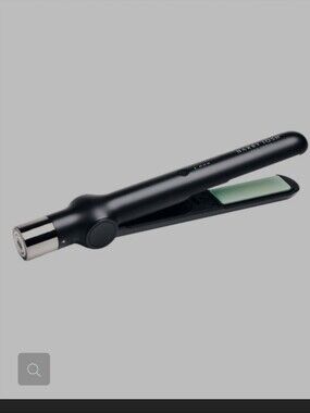 Harry Josh Cordless Styling Iron
